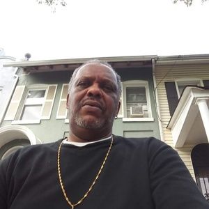 Meet your Posher, Lonnie